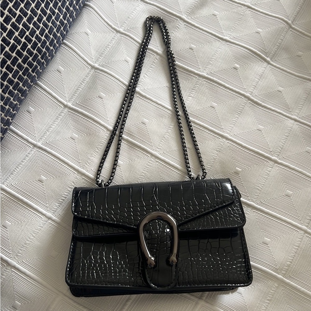 Purse - Picture 2 of 4